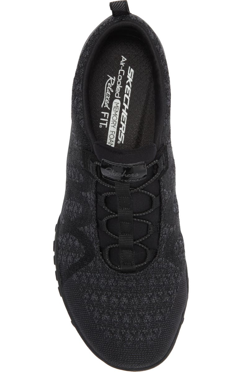 SKECHERS Breathe Easy Roll with Me Sneaker, Alternate, color, Black