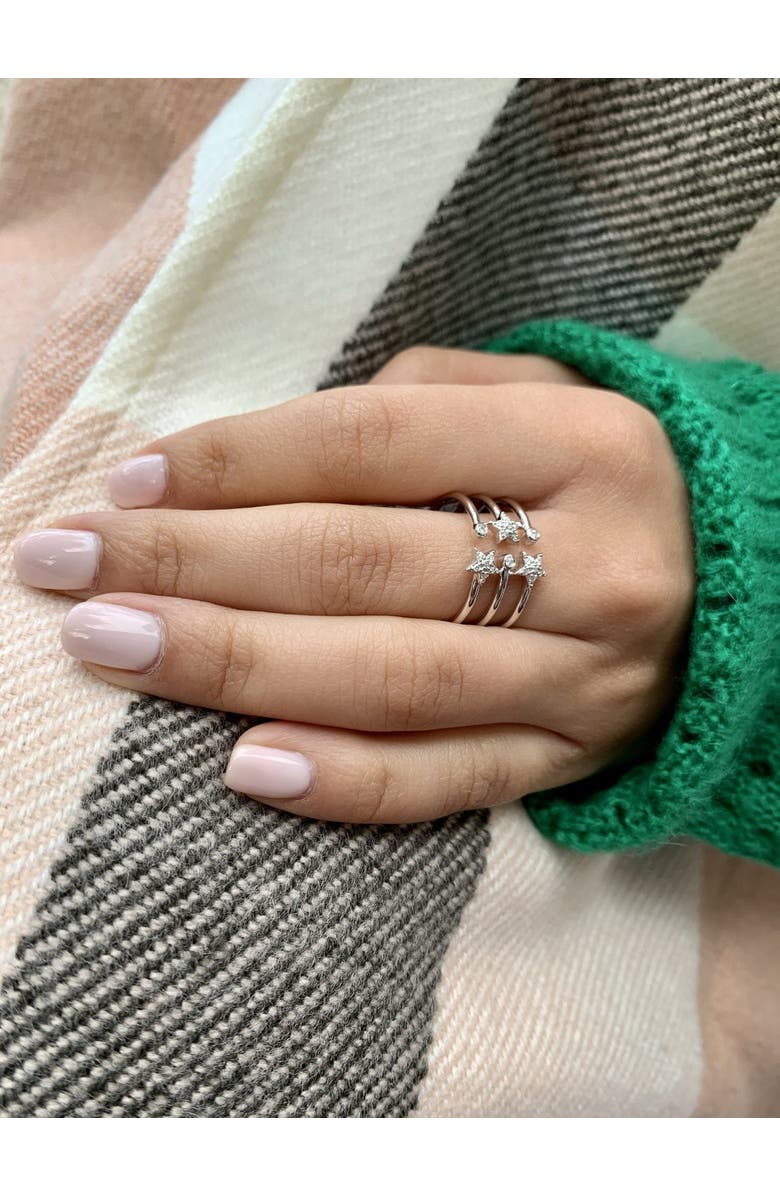 LuvMyJewelry Dazzling Star Bezel Trio Sterling Silver Diamond Ring, Alternate, color, 