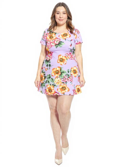 Plus Size Floral Short Sleeve Round Neck Mini Shift Dress