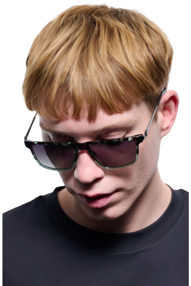 Oak Sunglasses, Alternate, color, Green Tortoise Gradient