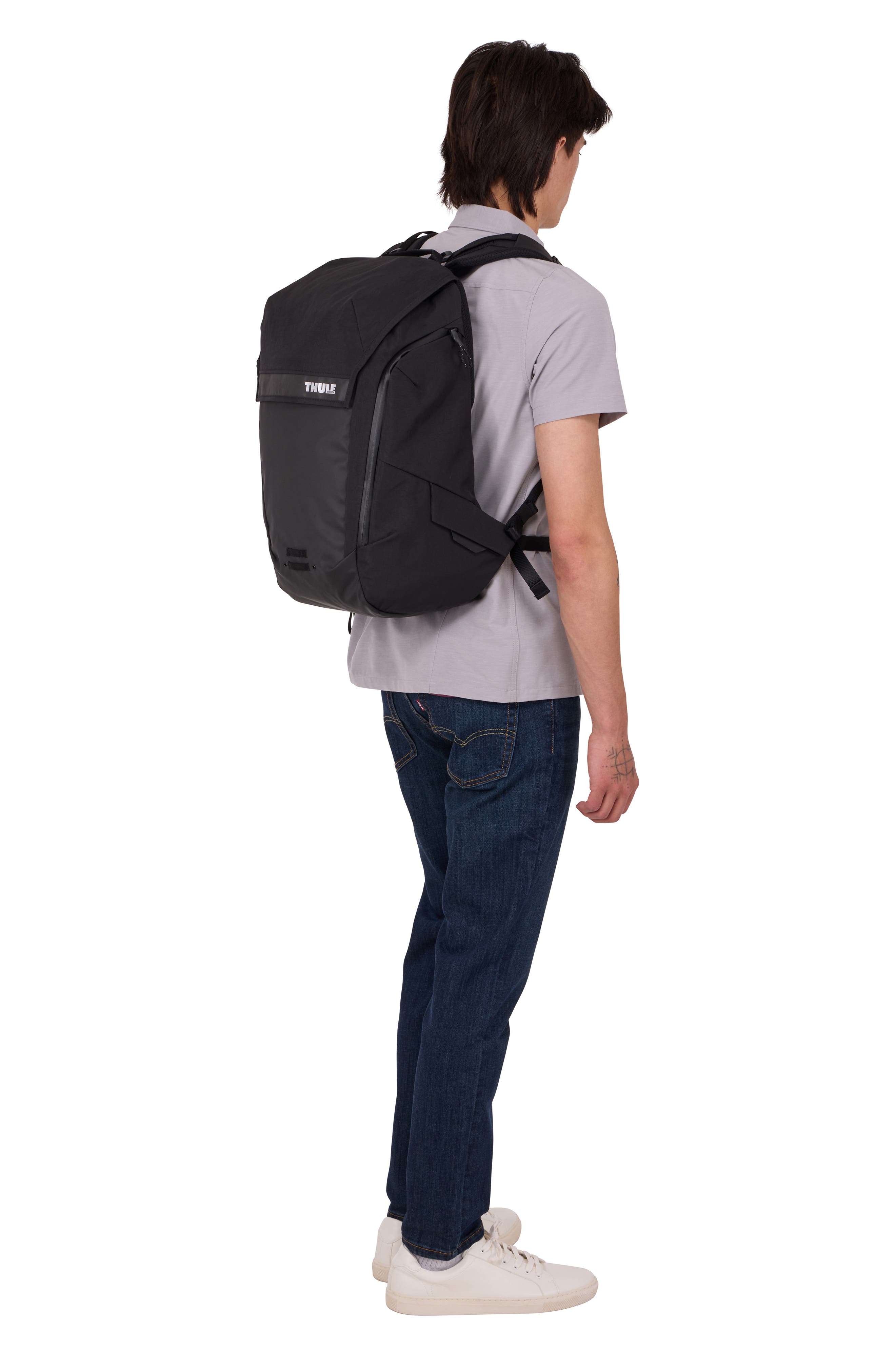 Thule Paramount Commuter 28-Liter Backpack, Alternate, color, Black