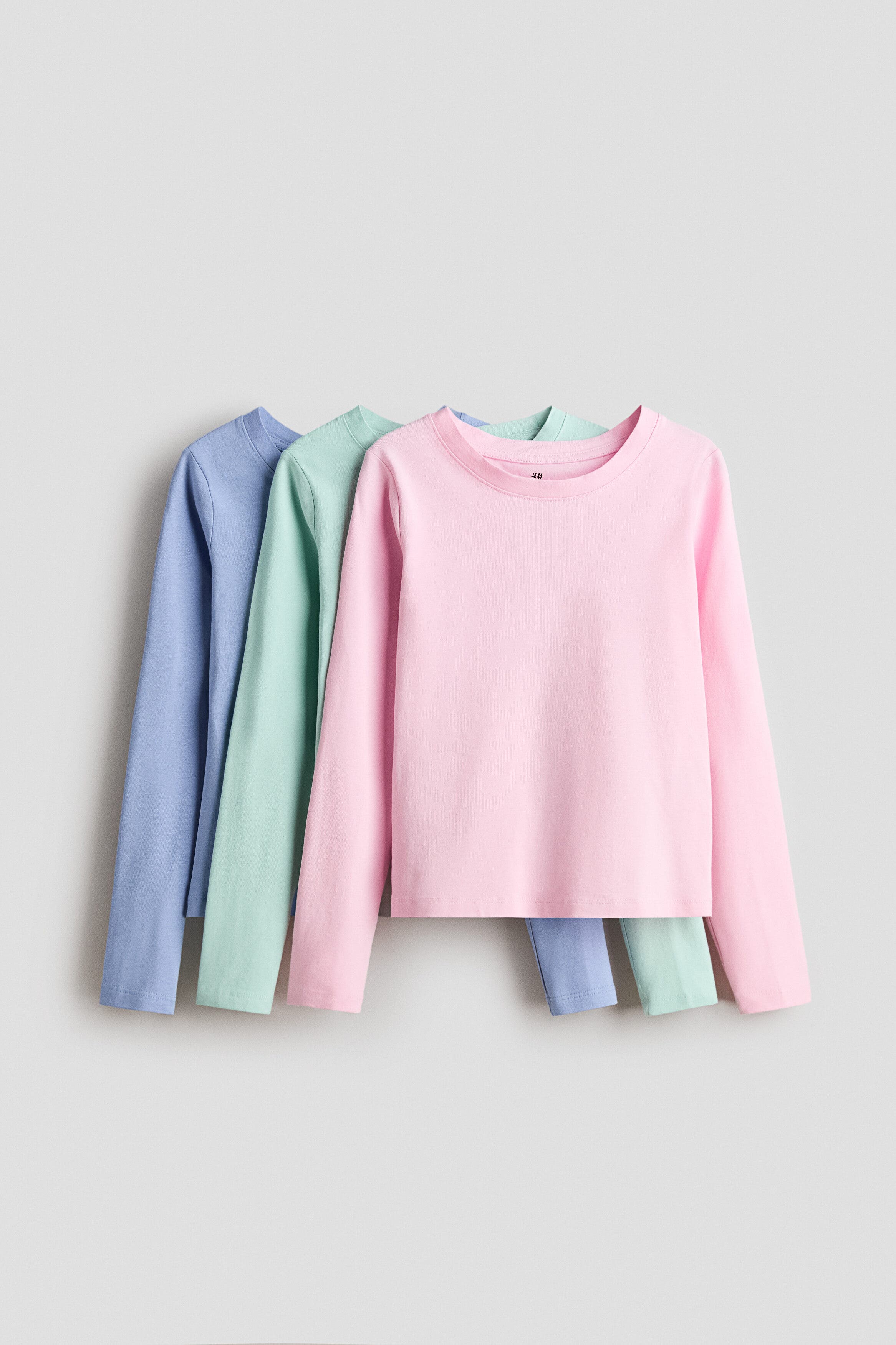 Light pink/light green