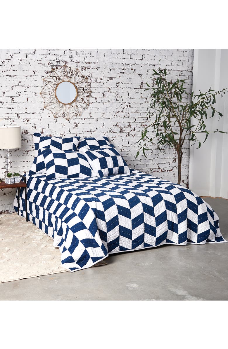 carol & frank Herringbone Patch Indigo Quilt, Main, color, Blue