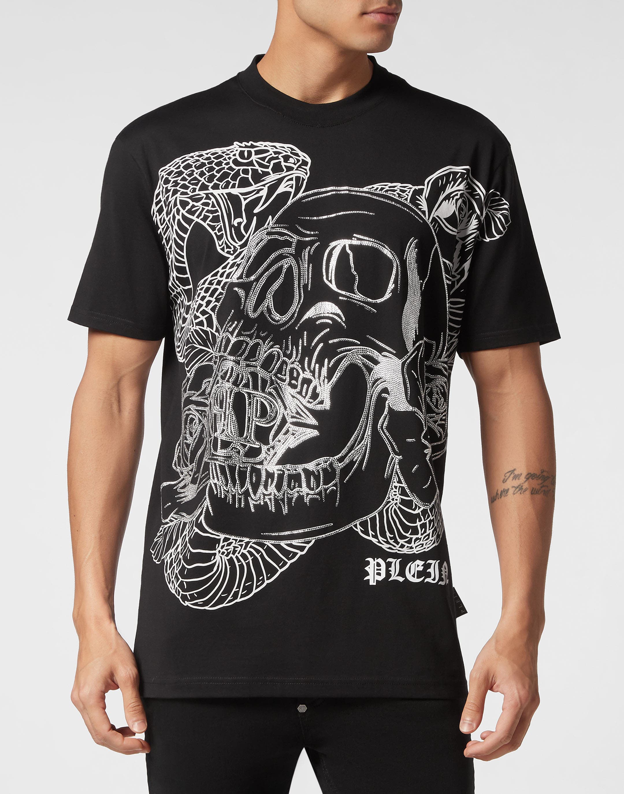 selected black/white
