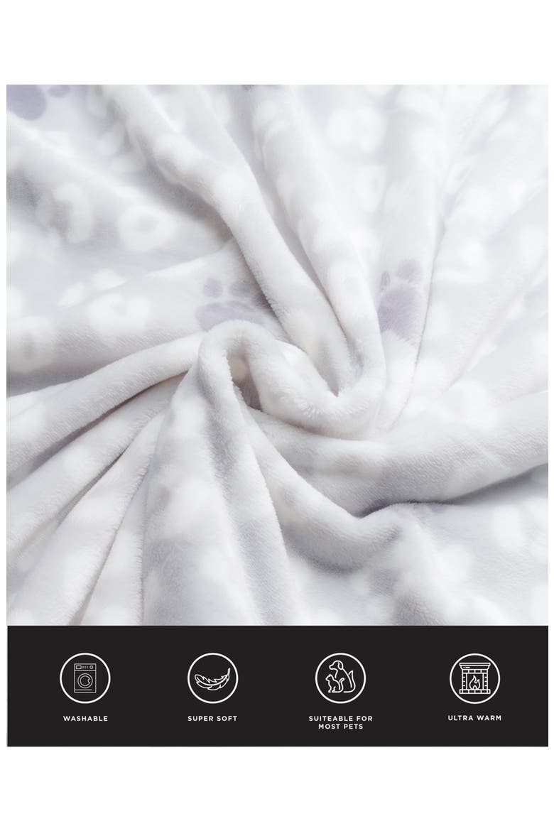 Plush Throw & Fleece Pillow Set, Alternate, color, GREY/WHITE