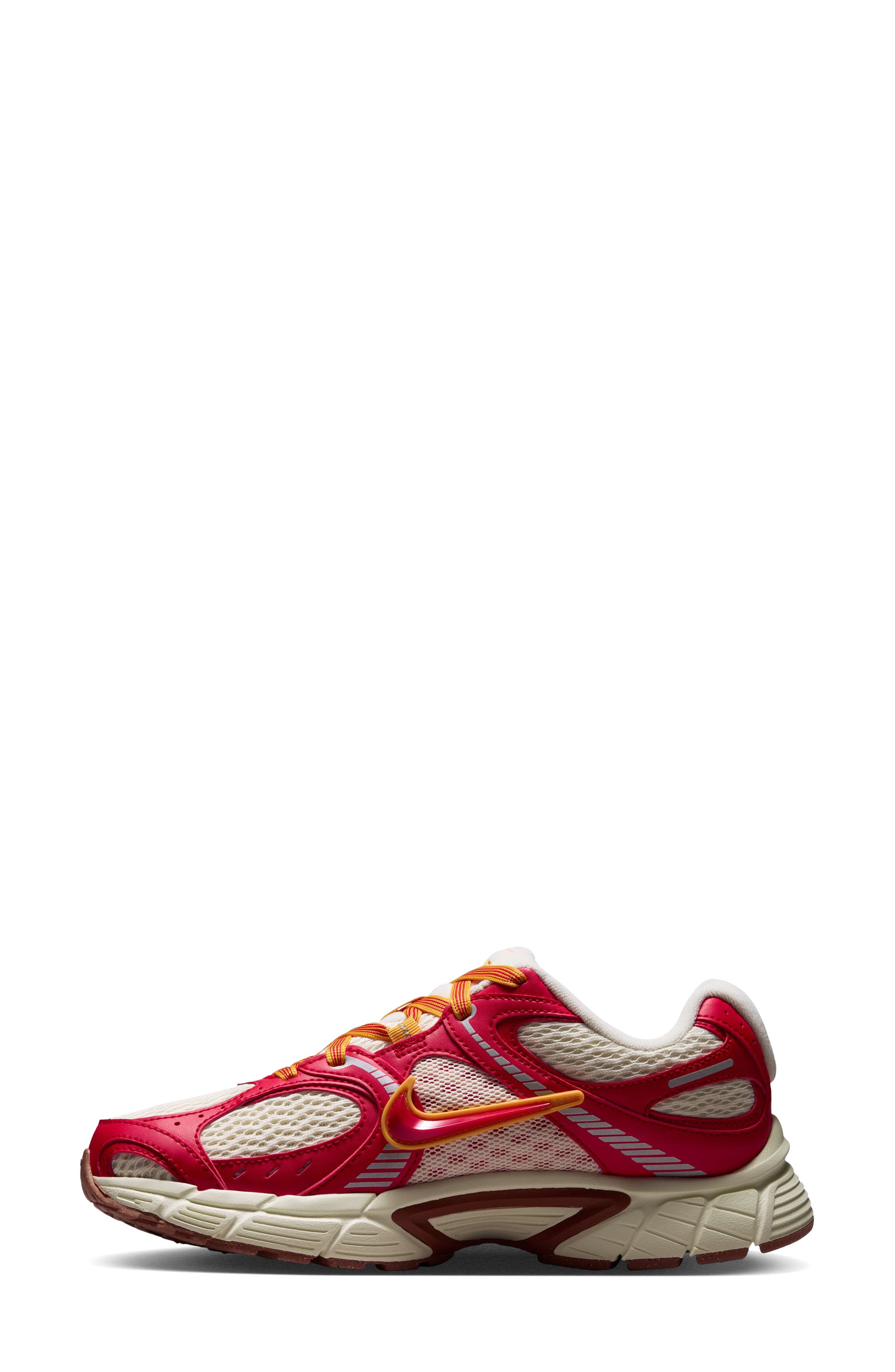 V5 Running Shoe, Alternate, color, UNIVERSITY RED/ UNIVERSITY RED