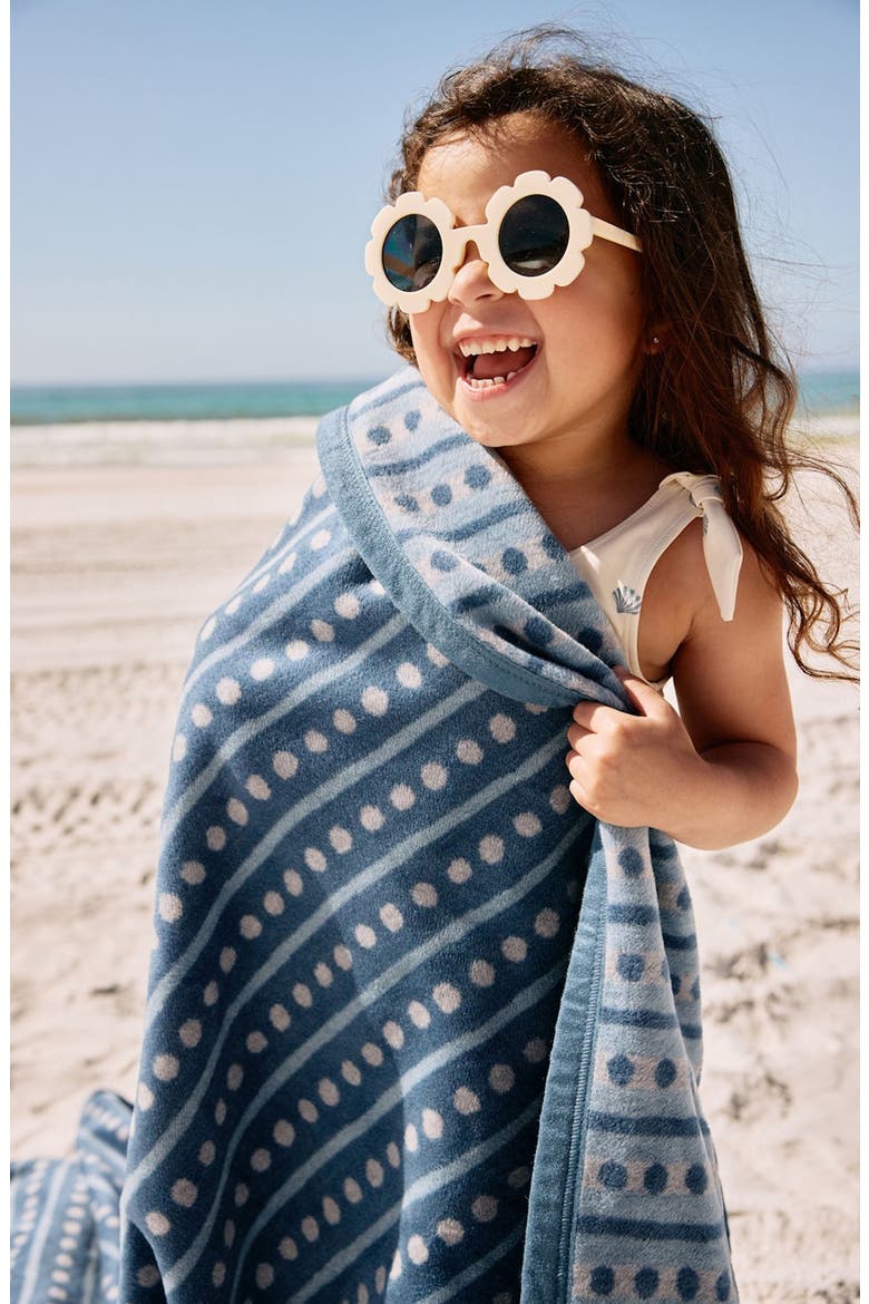Beach Pebble Cornflower Blanket, Alternate, color, BLUE