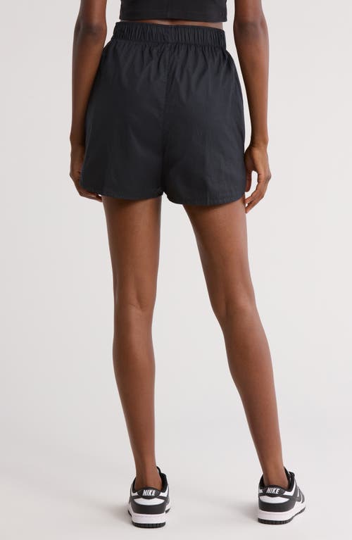 Nike Sportswear Chill Poplin Mid-rise 5-inch Shorts
