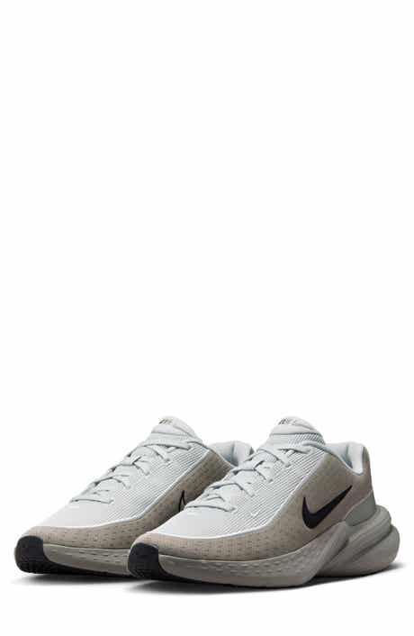 Nike Uplift SC Sneaker
