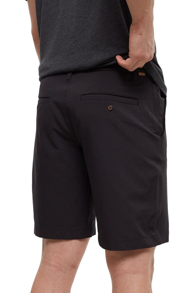 InMotion Latitude Short, Alternate, color, Meteorite Black