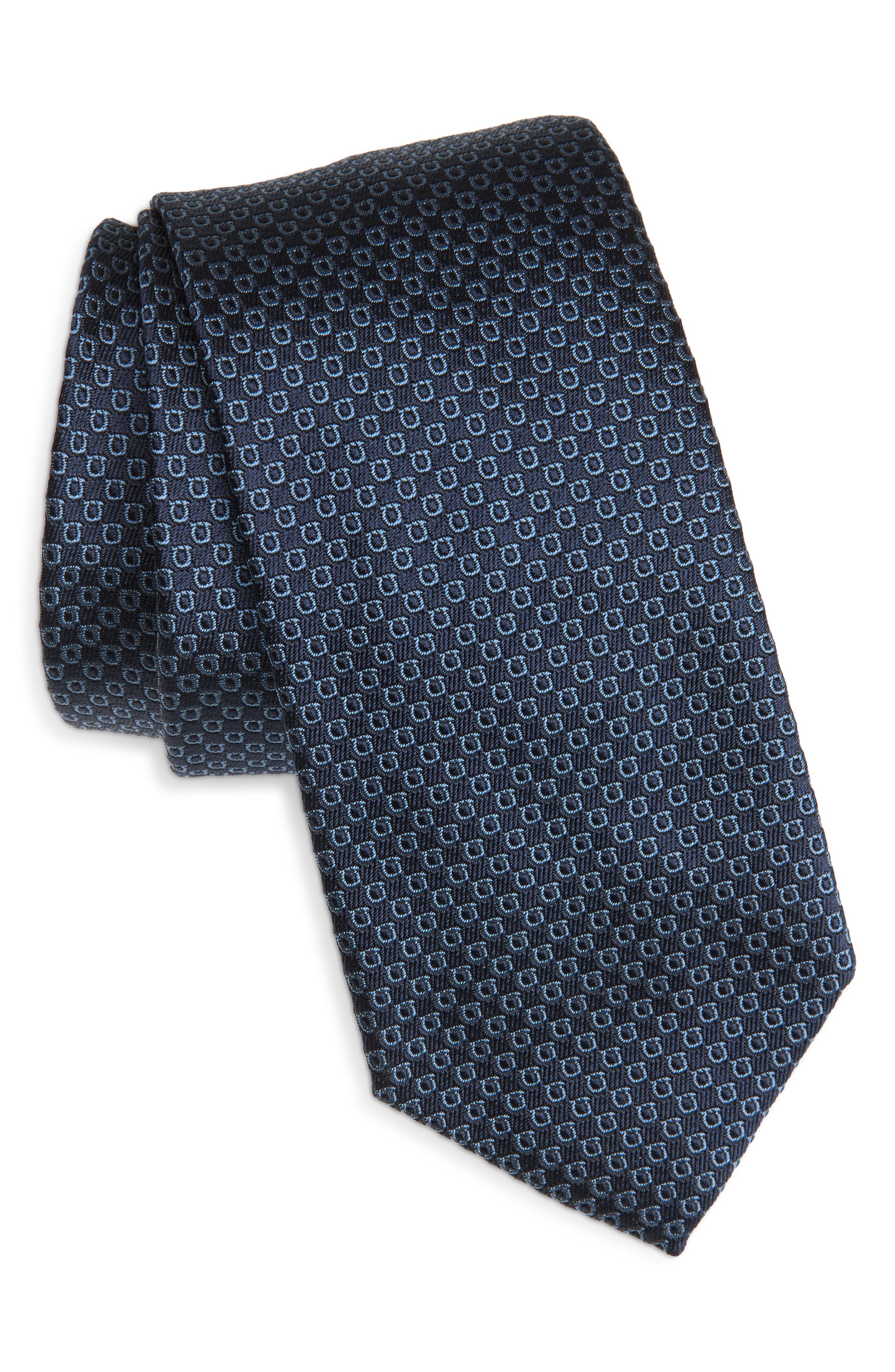 selected BLUE SCURO