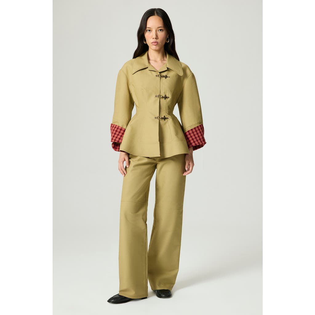 Nocturne Buckle-front Fitted Jacket In Green