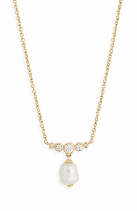 Siren Faux Pearl Pendant Necklace