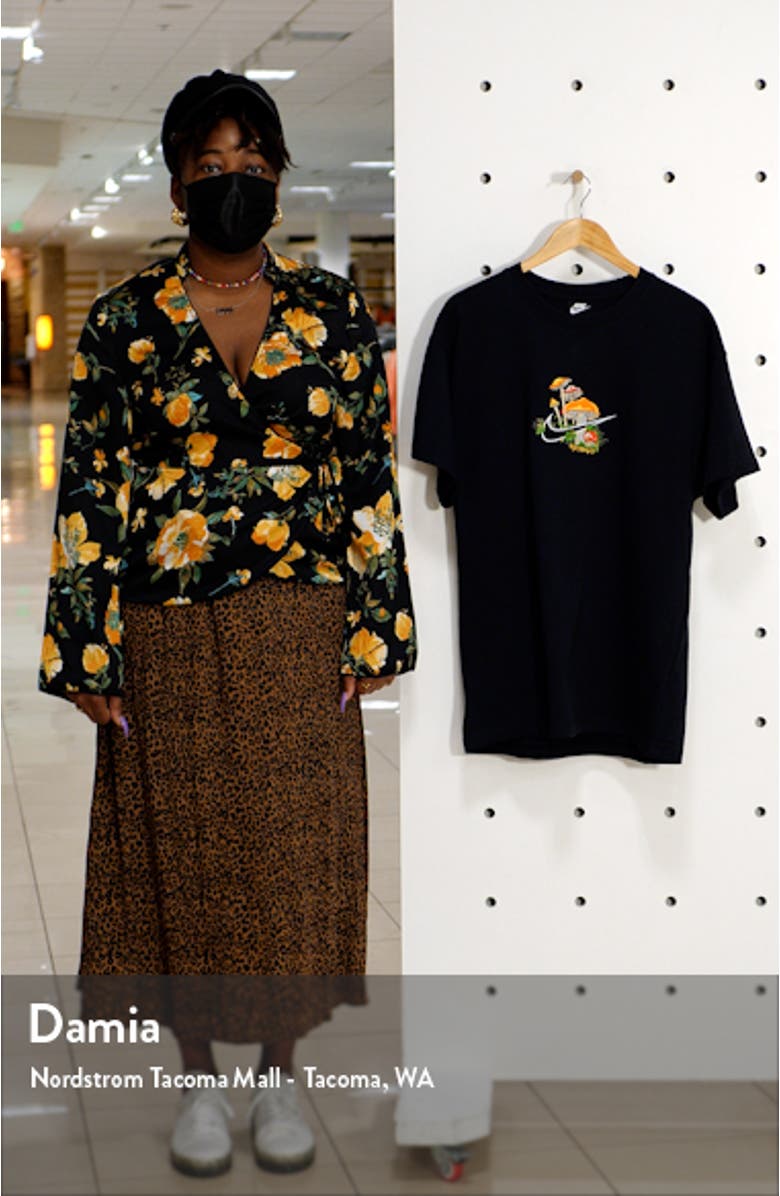 Sportswear Max90 Mushroom Embroidered T-Shirt, sales video thumbnail