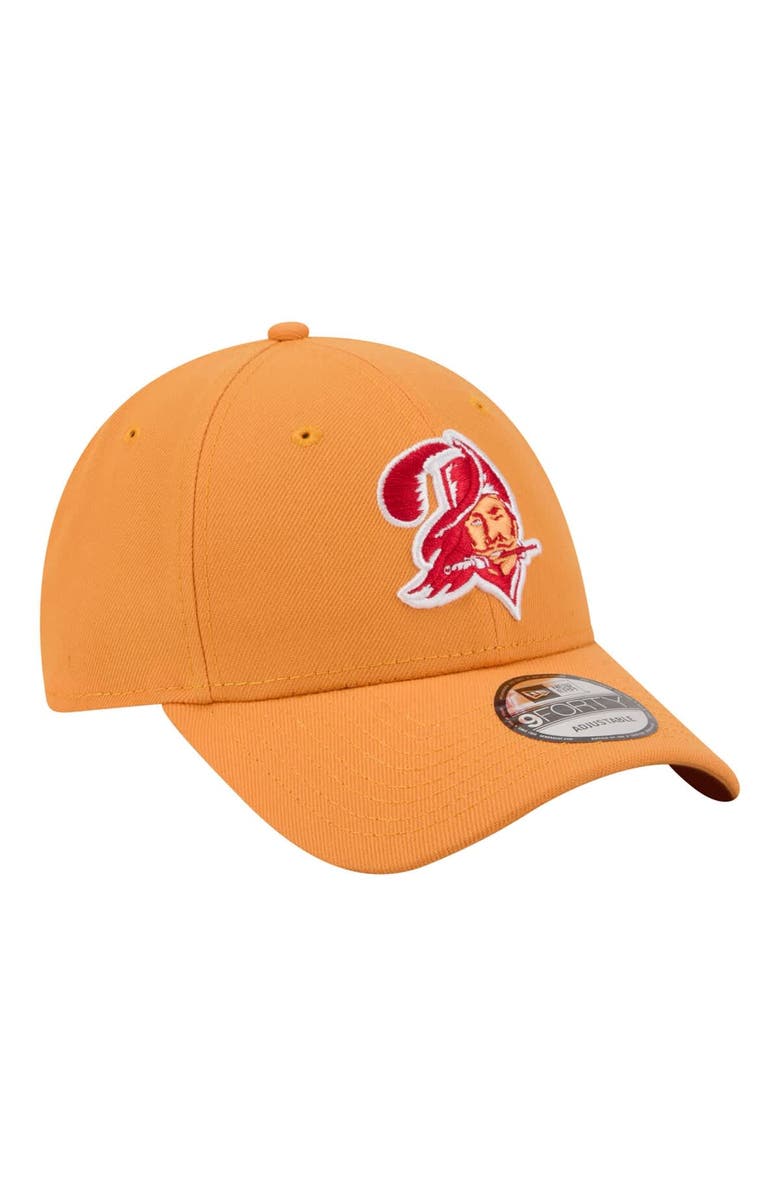 New Era Men's New Era  Orange Tampa Bay Buccaneers Core Team 9FORTY Adjustable Hat, Alternate, color, Orange