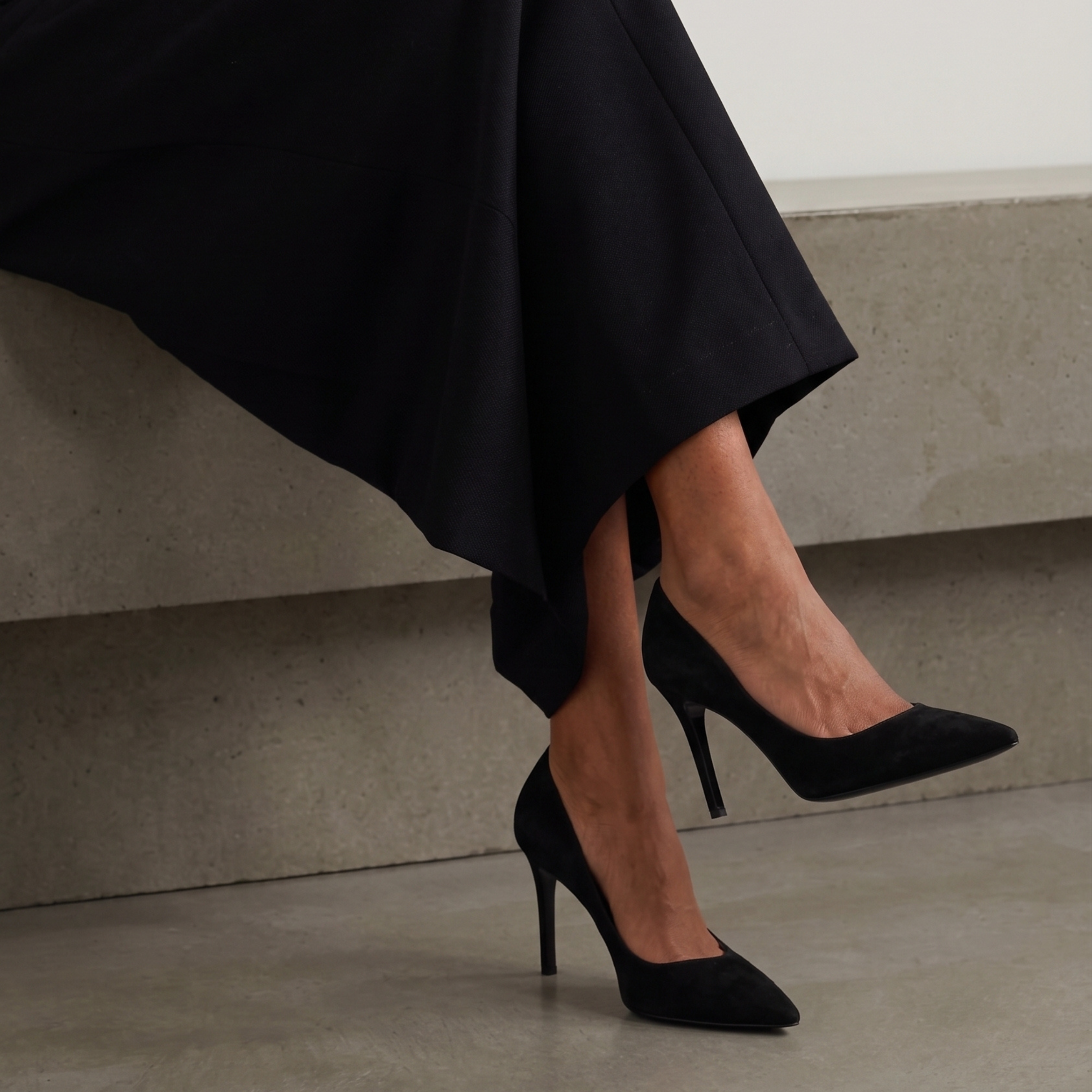 Noreen 90mm Suede Pumps, Alternate, color, Black