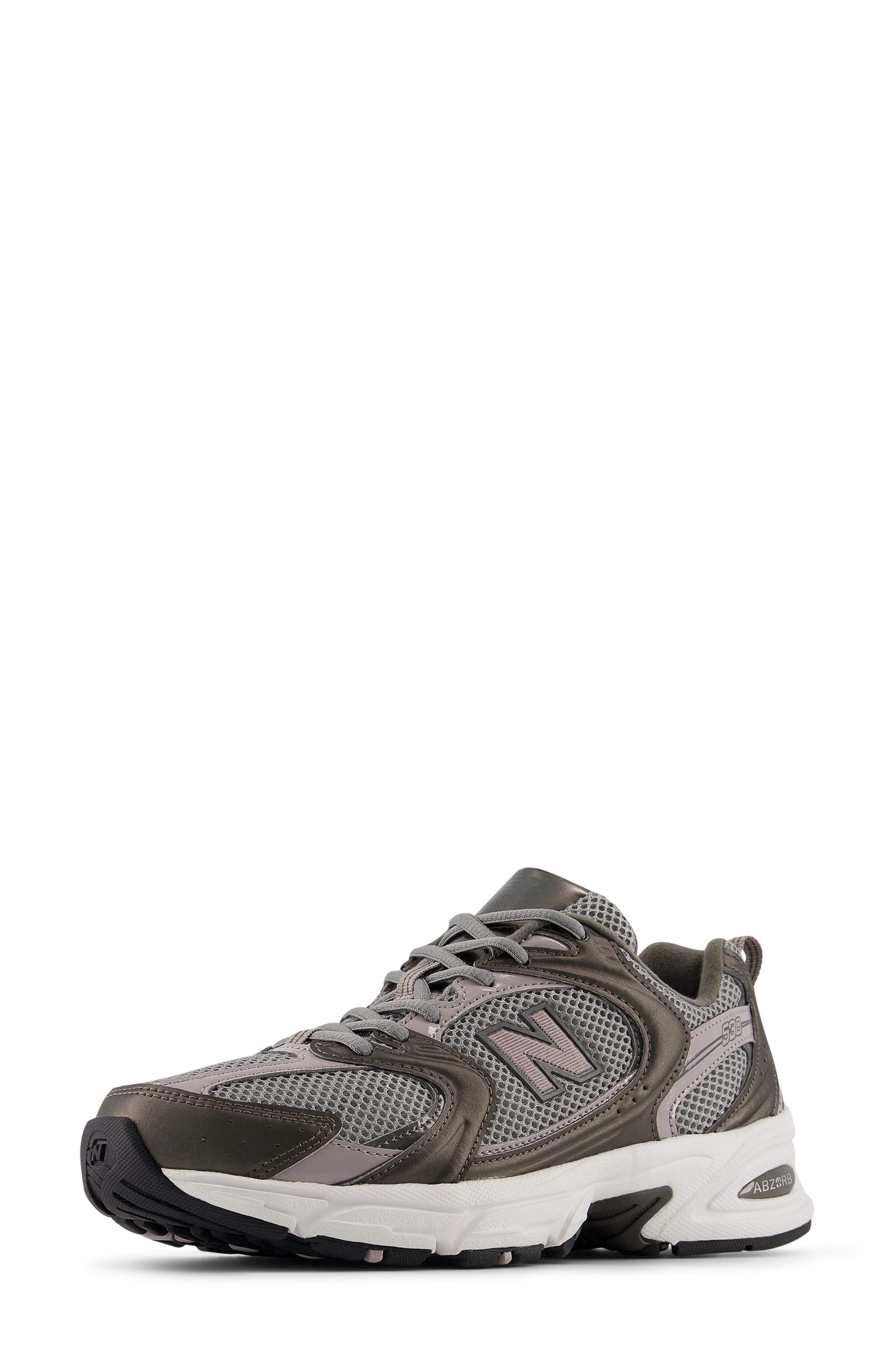Женские кроссовки New Balance Gender Inclusive 530 Sneaker — фото 8