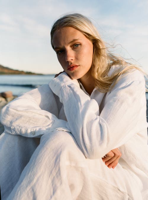 Vir Vita Cecile Oversized Linen Shirt In White