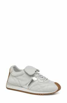 Lottie Sneaker