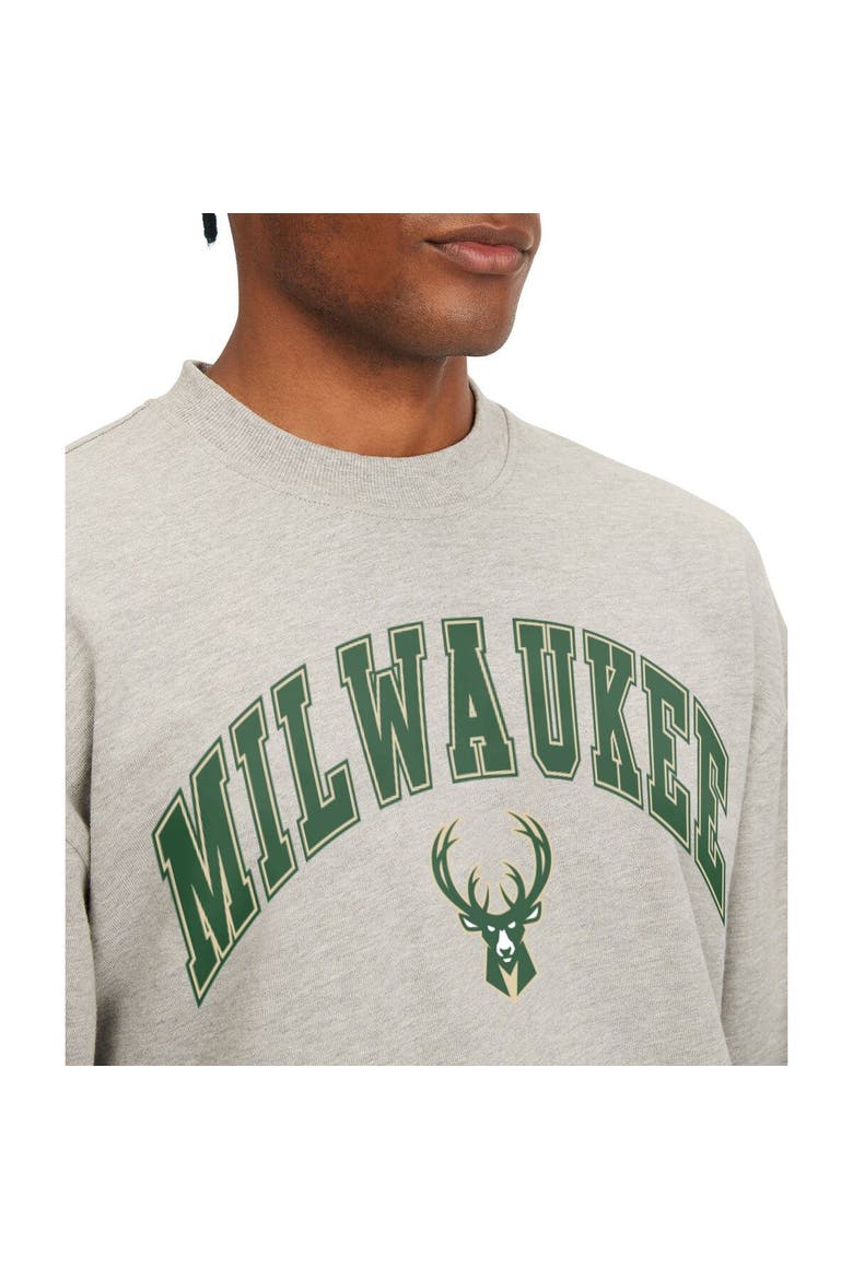 Men's Tommy Jeans Gray Milwaukee Bucks James Patch Pullover Sweatshirt, Alternate, color, Gray