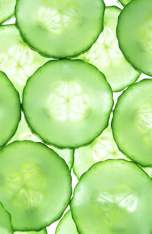 Basq Nyc Bright Eyes Cucumber Tea Eye Gel In Green