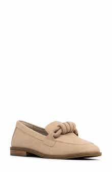 Shaya Leather Loafer