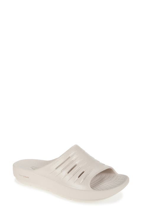 Go Recover Refresh Glam Up Slide Sandal (Women)
