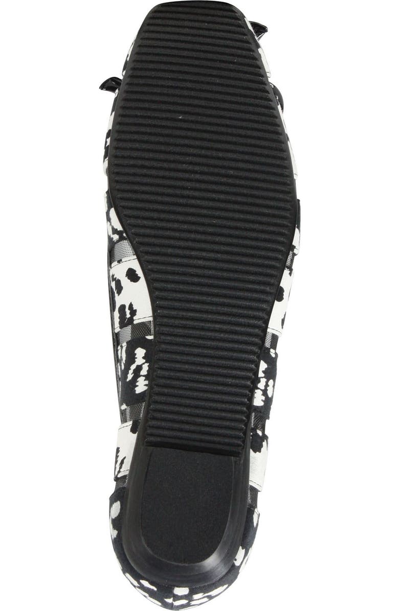 J. Reneé 'Edie' Skimmer Flat, Alternate, color,