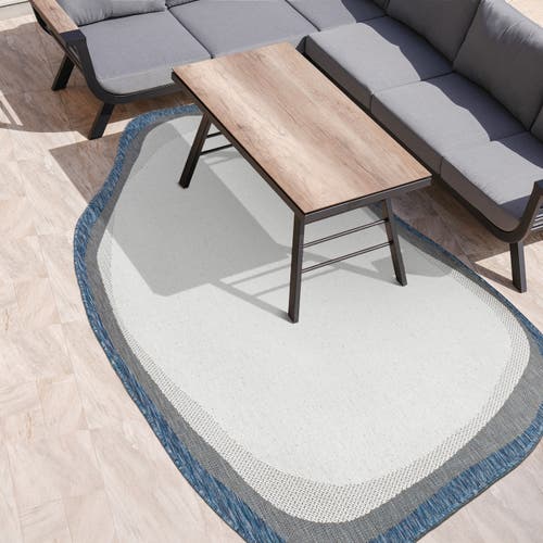 Jonathan Y Wyatt Modern Rustic Abstract Indoor/outdoor Shaped Area Rug In Cream/navy