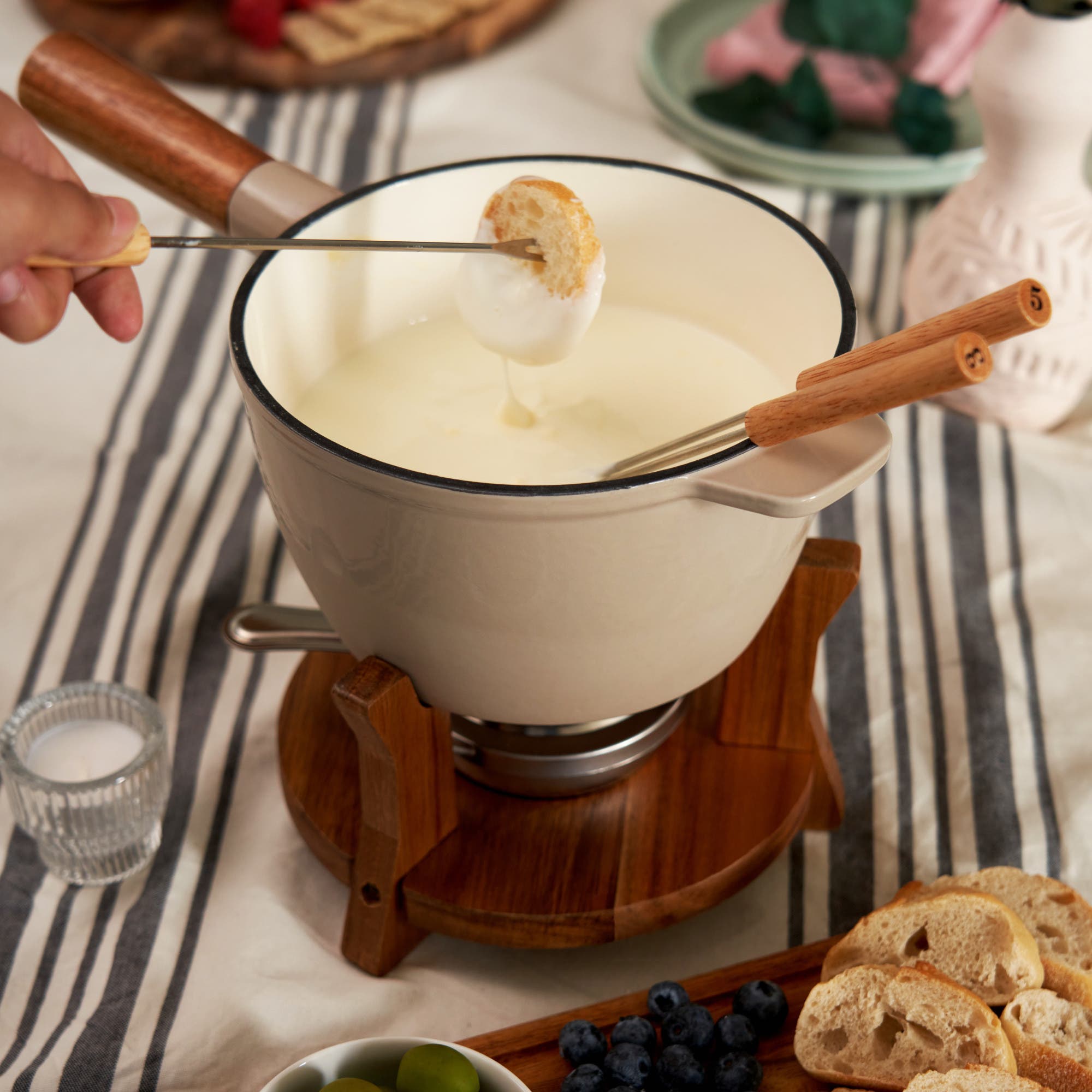 Twine Fondue Set - Thumbnail 4