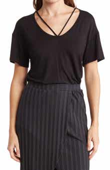 GO COUTURE Deep V-Neck Boyfriend Tee