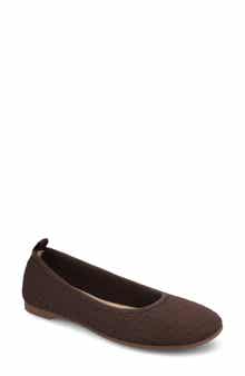 Journee Collection Aria Knit Flat