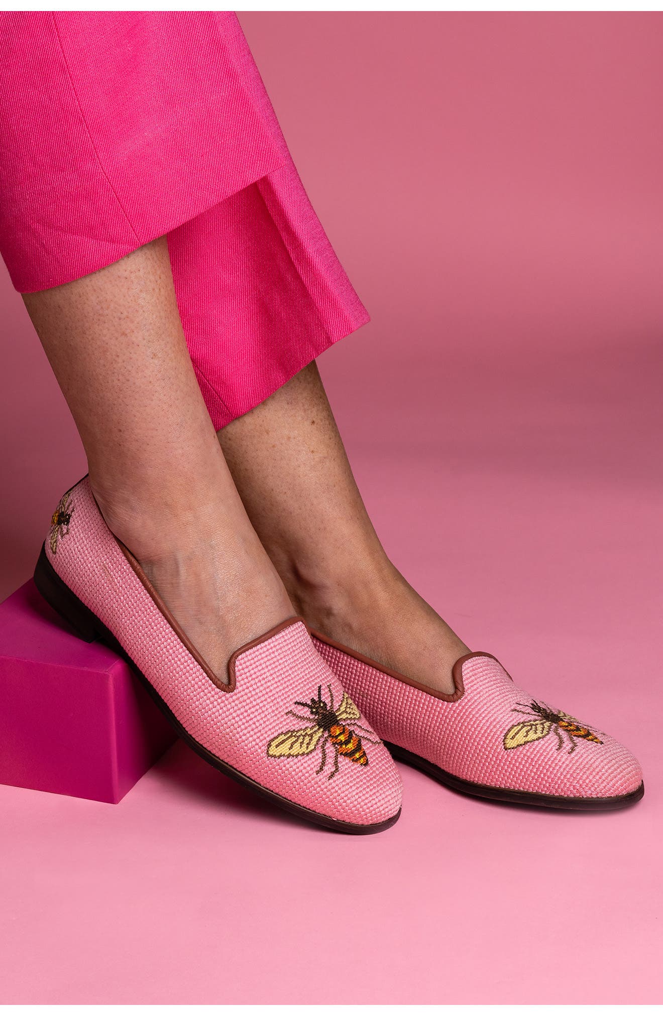 ByPaige Needlepoint Bee Flat, Alternate, color, Bee On Shrimp Pink