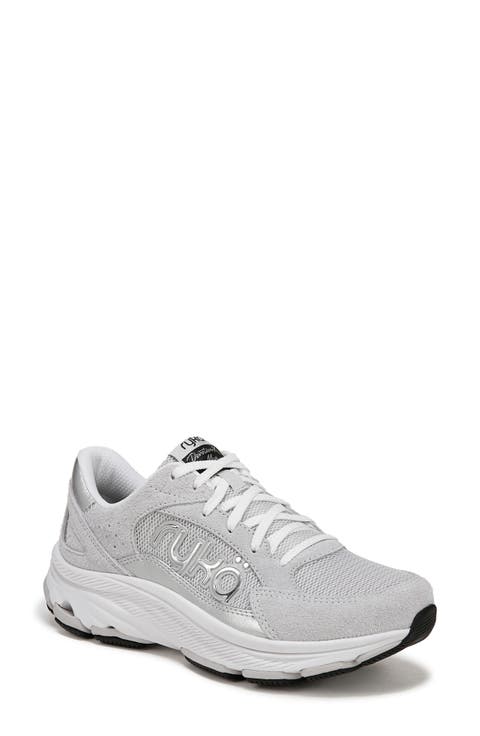 Devotion X Max Classic Sneaker (Women)