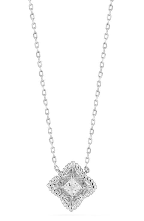 Clover Pendant Necklace