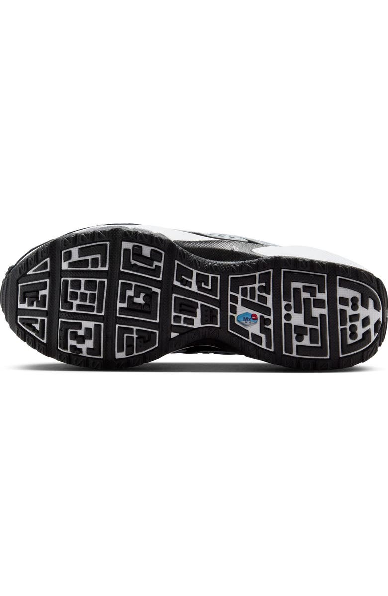 Nike Air Max Sunder Sneaker, Alternate, color, White/ Black