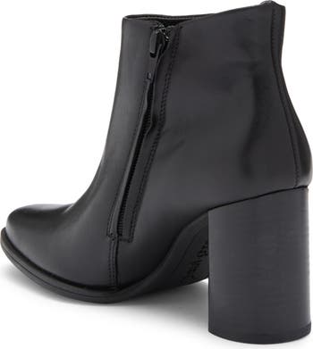 Winn Bootie