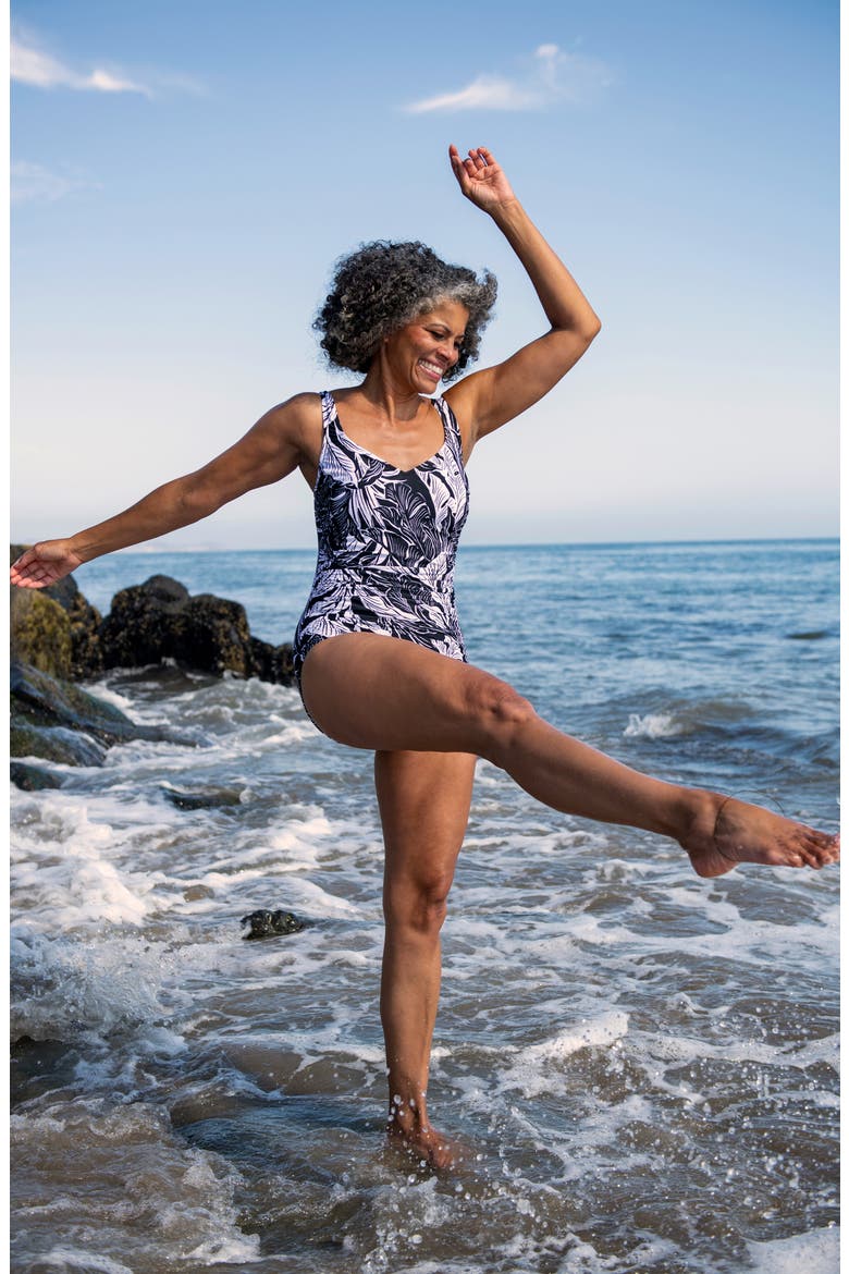 Side Shirred One-Piece Swimsuit, Alternate, color, BLACK