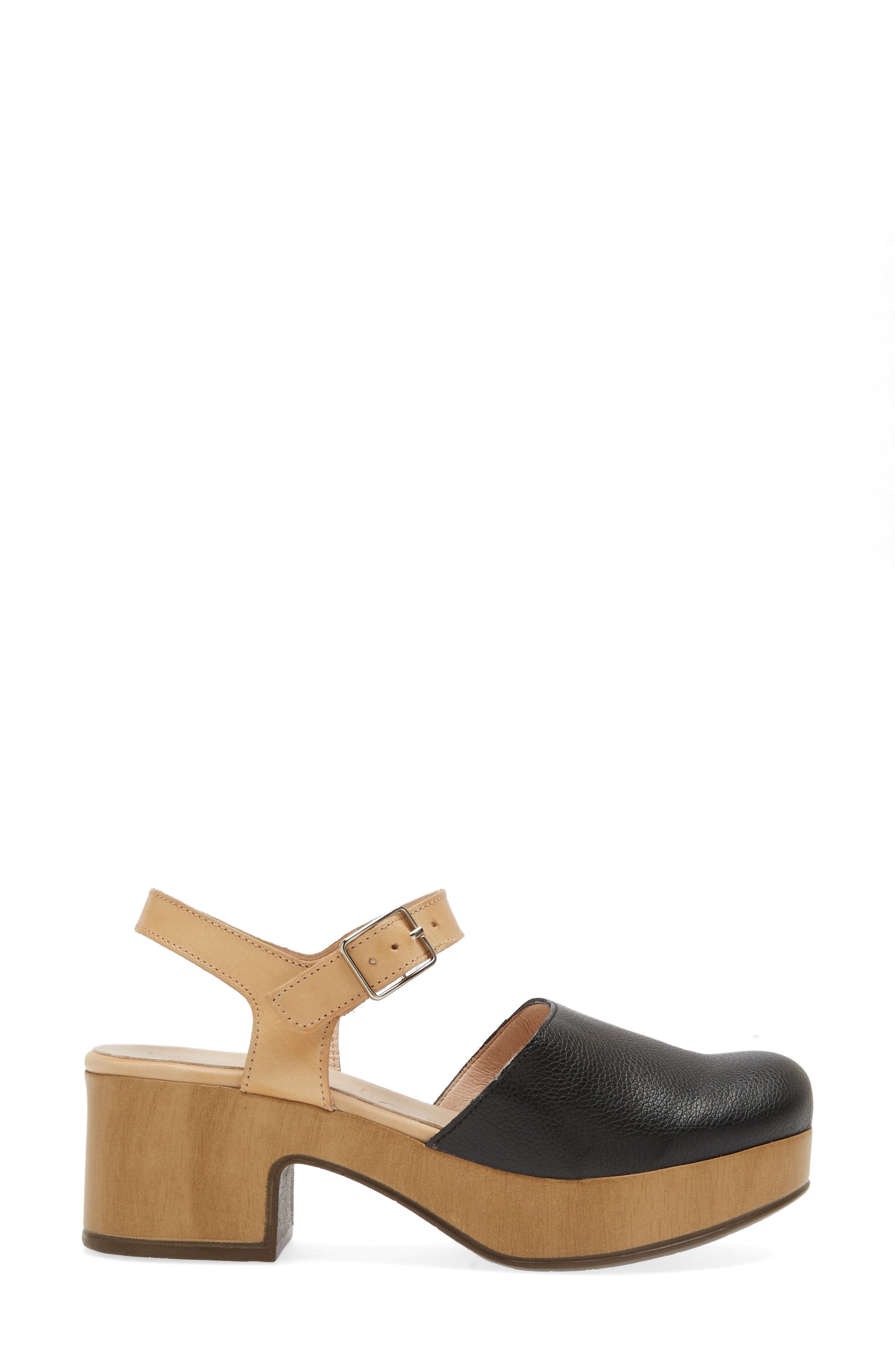 Wonders Platform Clog, Alternate, color, Wild Black/ Pergamena Sand