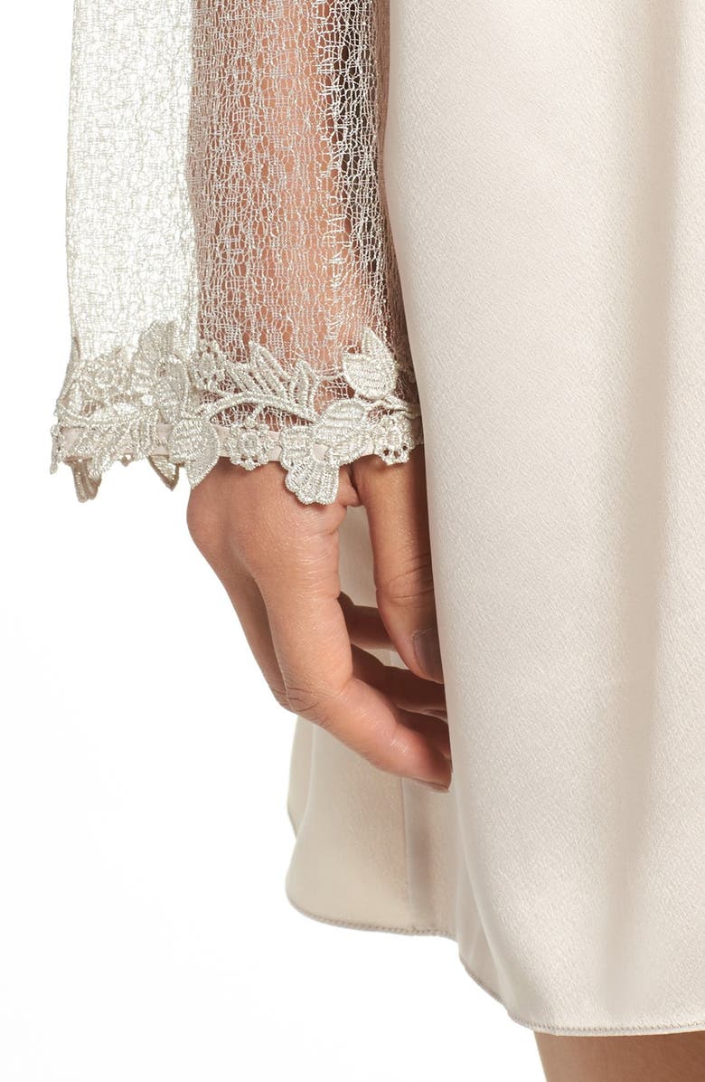 Flora Nikrooz Showstopper Robe, Alternate, color, Champagne