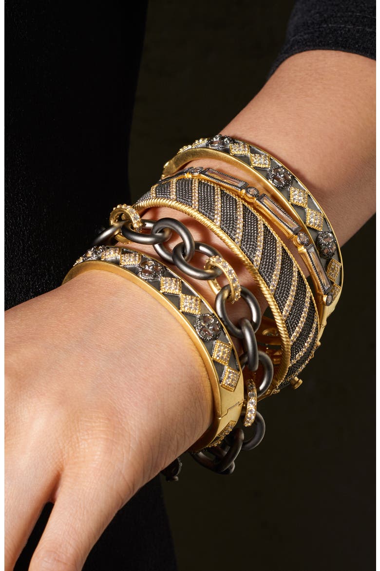 Heavy Alternating Link Toggle Bracelet, Alternate, color, GOLD/ BLACK
