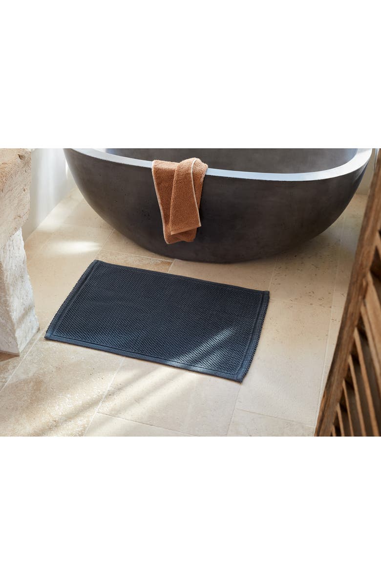 Coyuchi Pebbled Organic Cotton Bath Mat, Alternate, color,