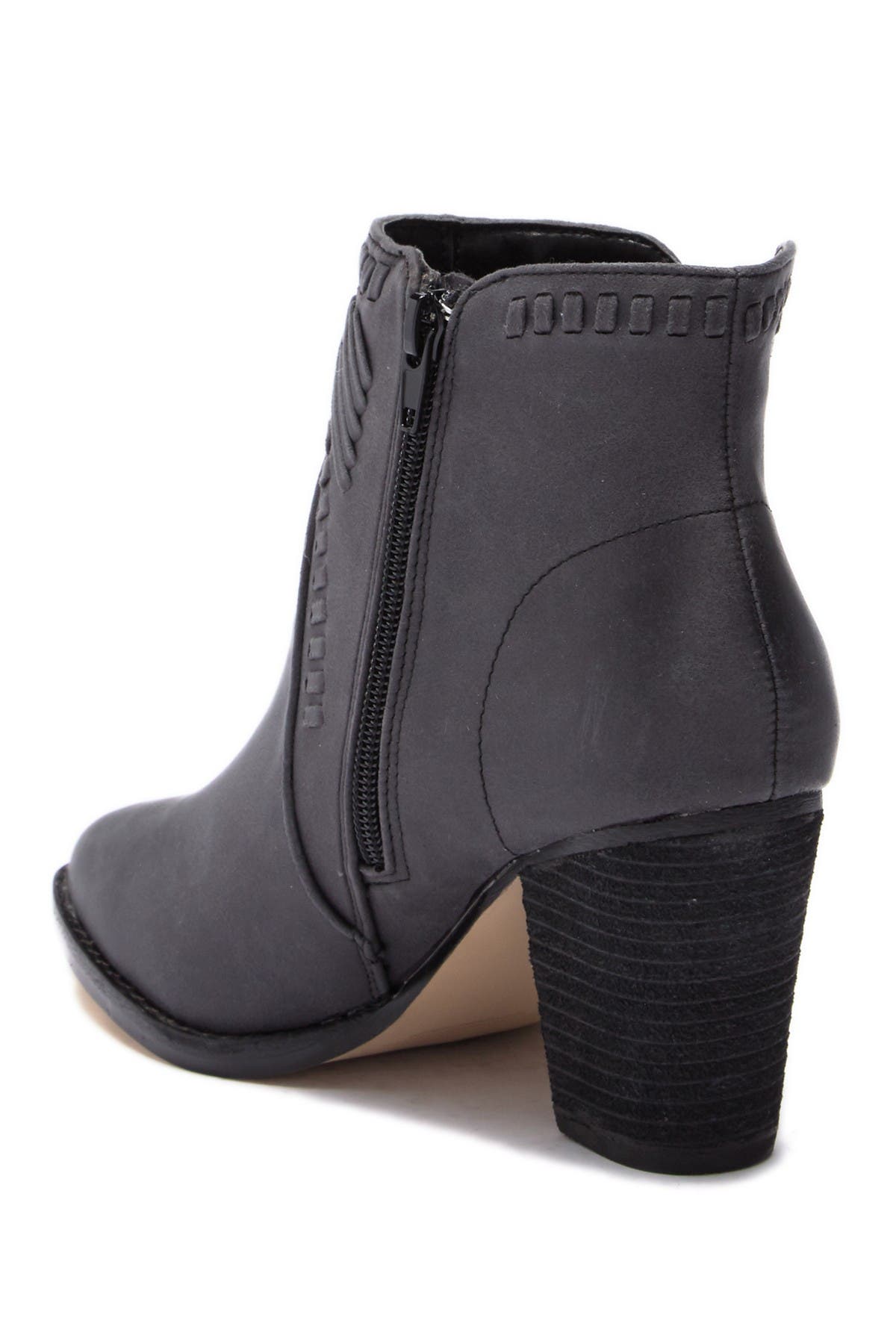 ZIGIny Halyn Ankle Boot, Alternate, color, 