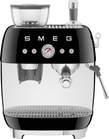 Store SMEG Coffee Machine