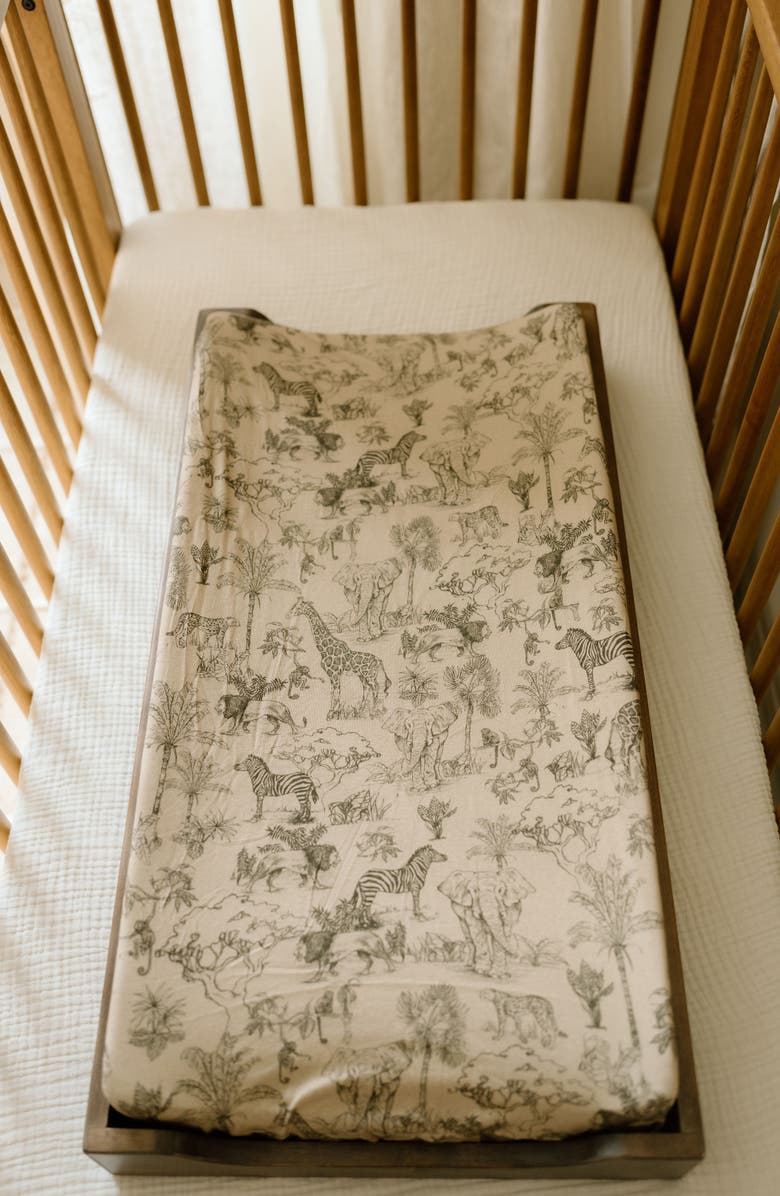 Oilo Print Organic Cotton Changing Pad Cover, Alternate, color, Eggshell/ Safari