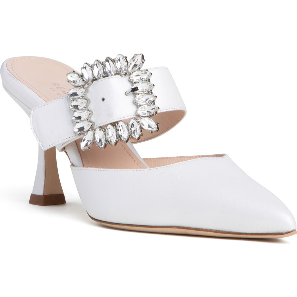 Beautiisoles Georgina Pointed Toe Mule In Off White