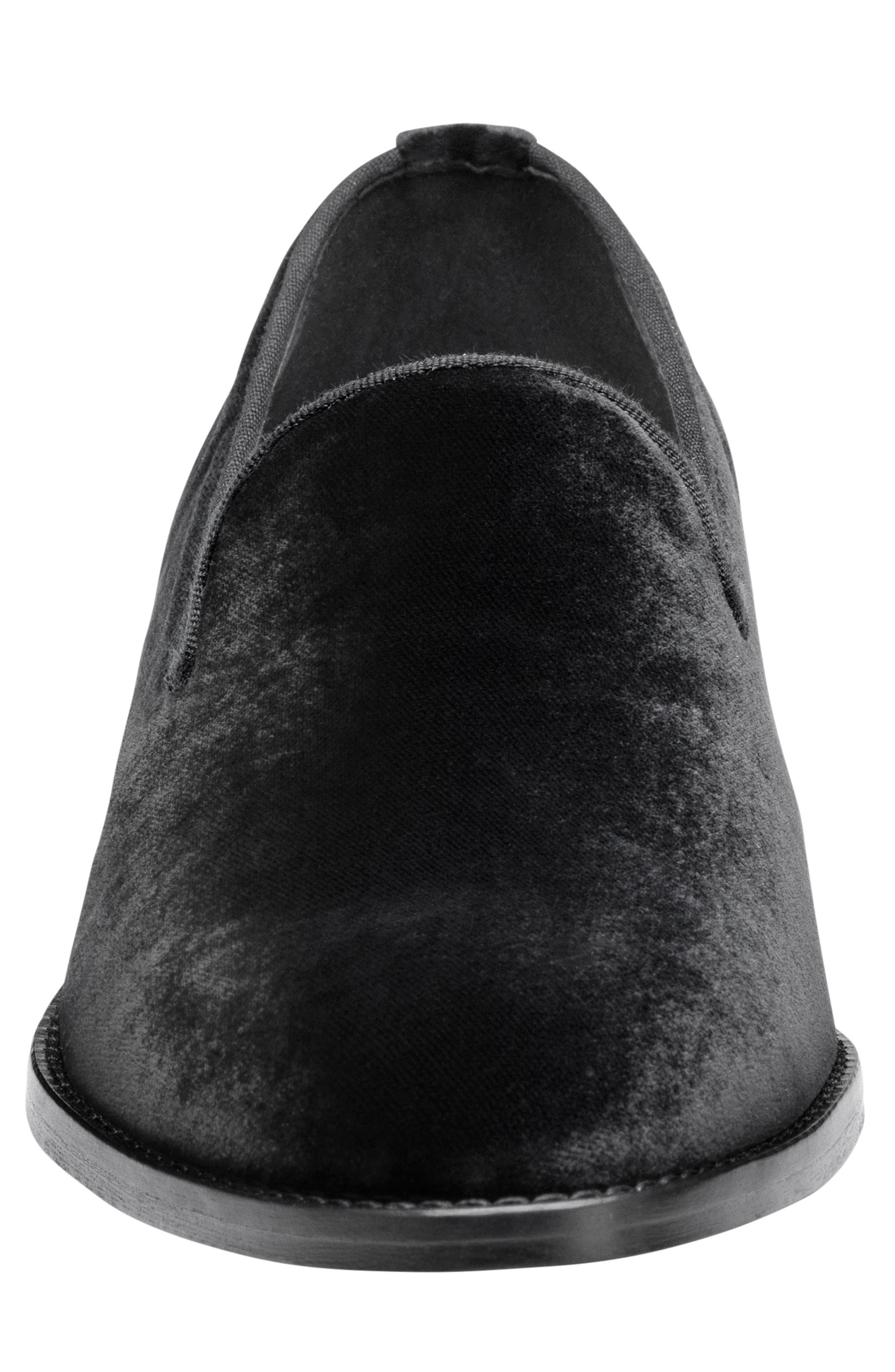 Johnston 
Murphy Gavney Slip-On Loafer, Alternate, color, Black Velvet
