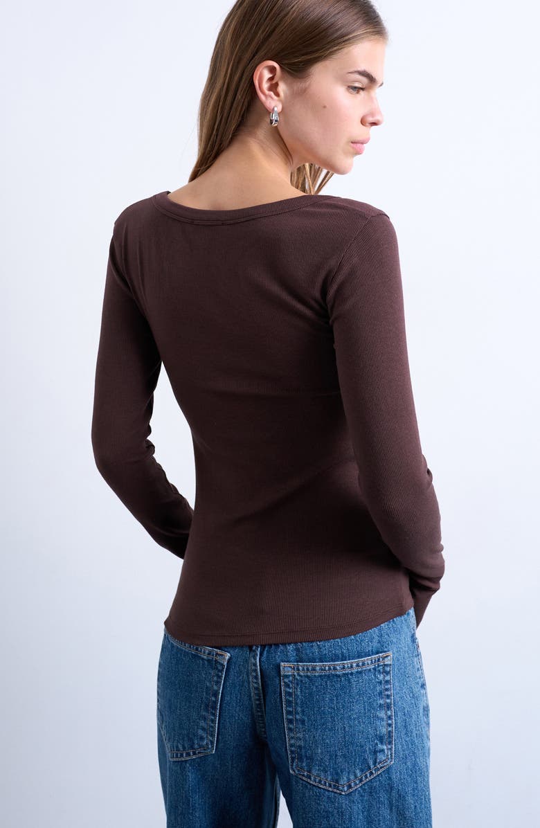 Topshop Scoop Neck Long Sleeve Rib Top, Alternate, color, Brown