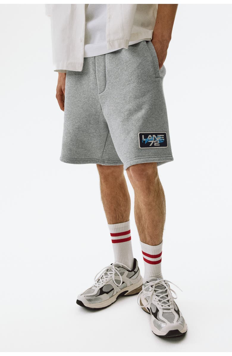 H&M Relaxed Fit Sweatshorts, Alternate, color, Gray Melange