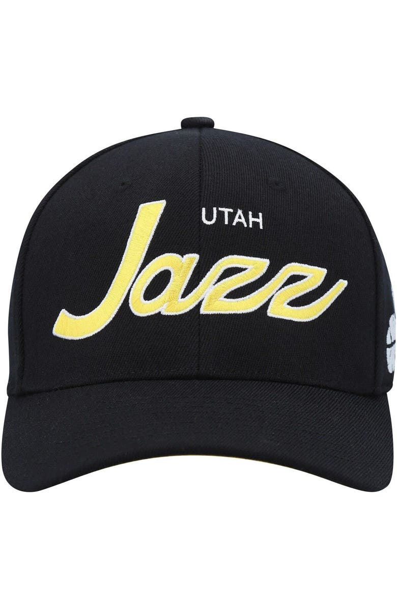 Mitchell & Ness Men's Mitchell & Ness Black Utah Jazz MVP Team Script 2.0 Stretch Snapback Hat, Alternate, color, Black